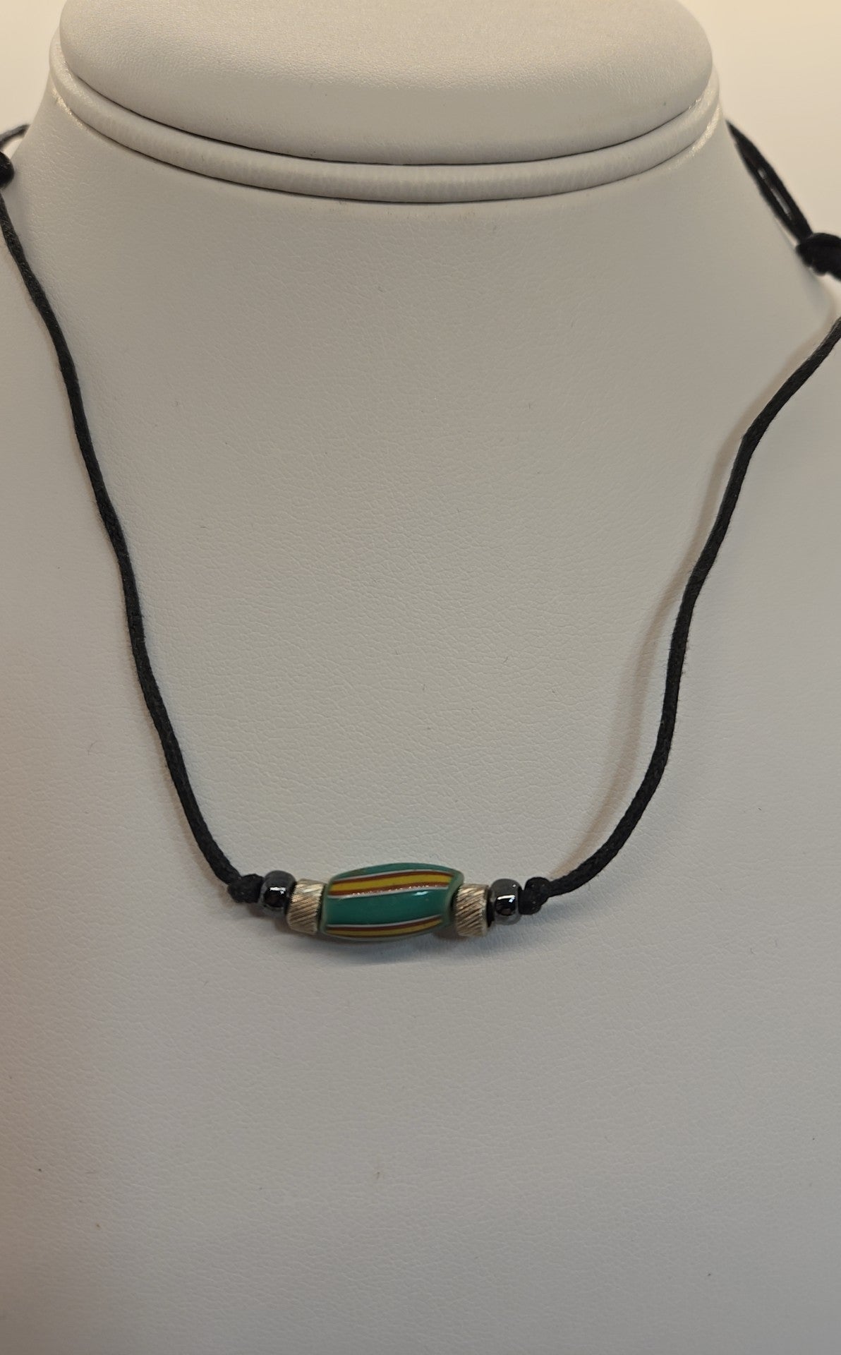 Bla/ck Choker Necklace