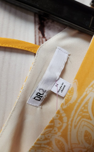 Dr2 Women's Size M Yellow Cold Shoulder Top