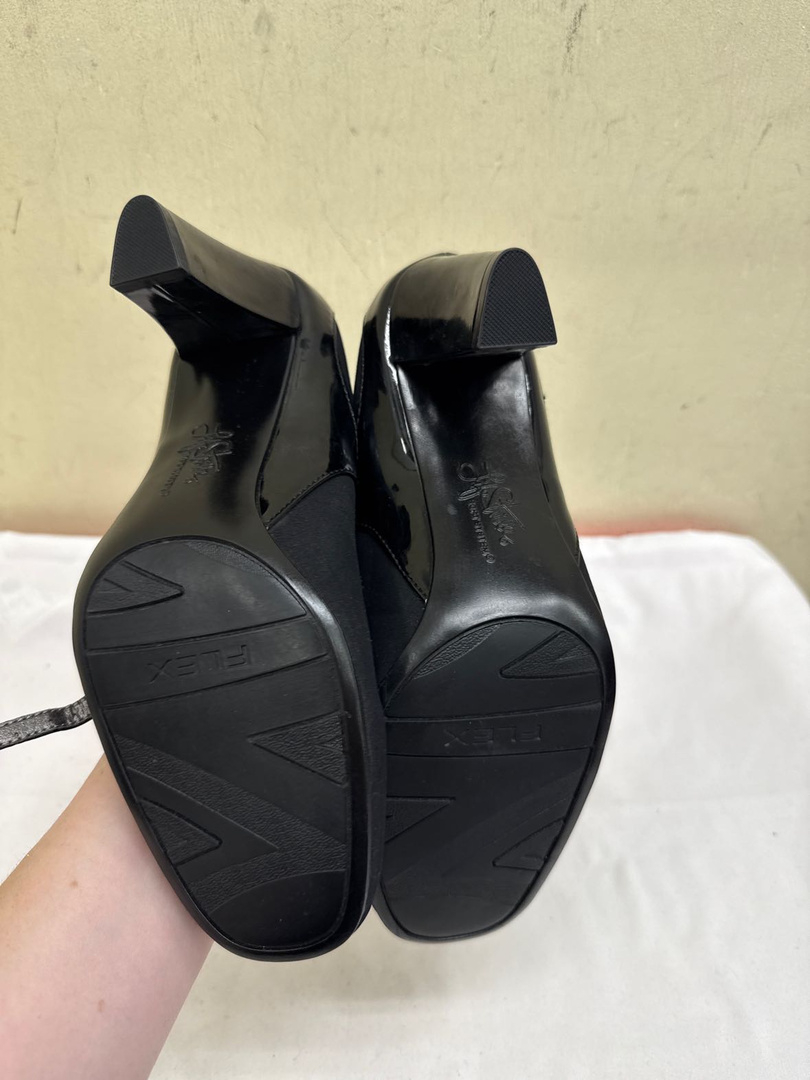 Lifestride Women's Size 7-1/2 Black Pumps Shoes