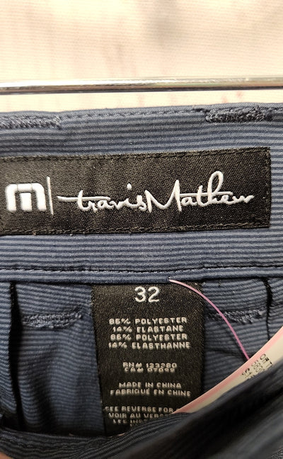 Travis Mathew Men's Size 32 Navy Shorts