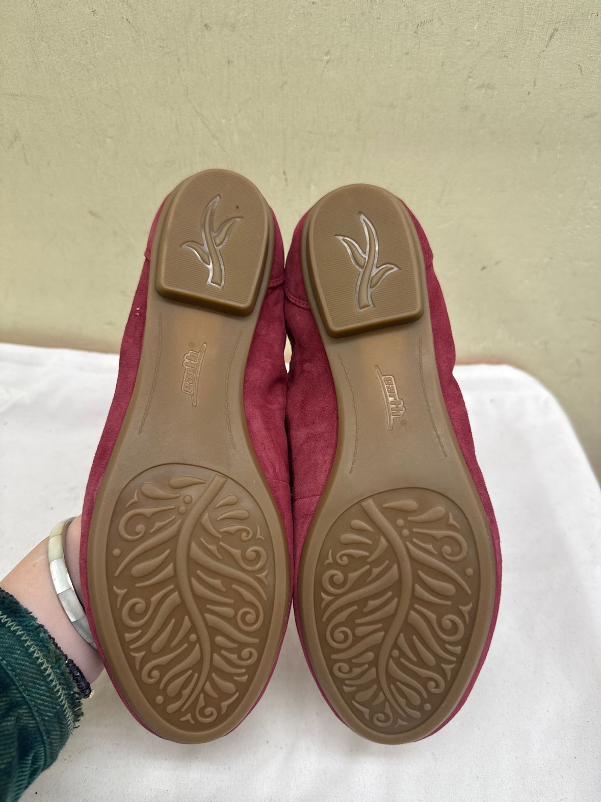 Earth Women's Size 10 Pink Flats Shoes