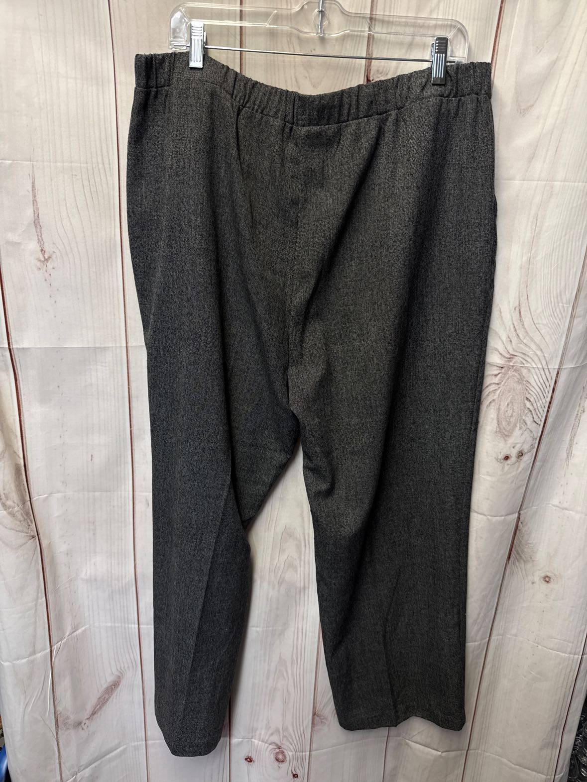 Dana Buchman Women's Size 16 Gray Pants Staight
