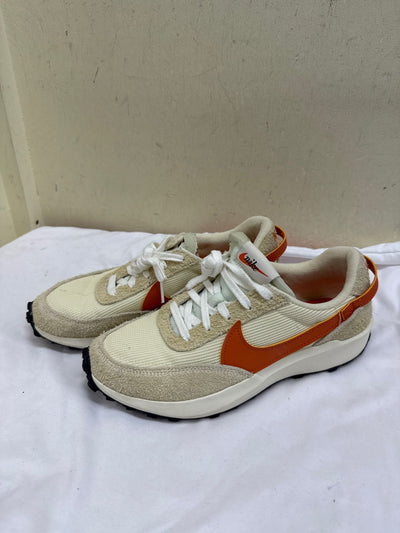 Nike Waffle Debut Women's Size 9 Orange Sneakers Shoes