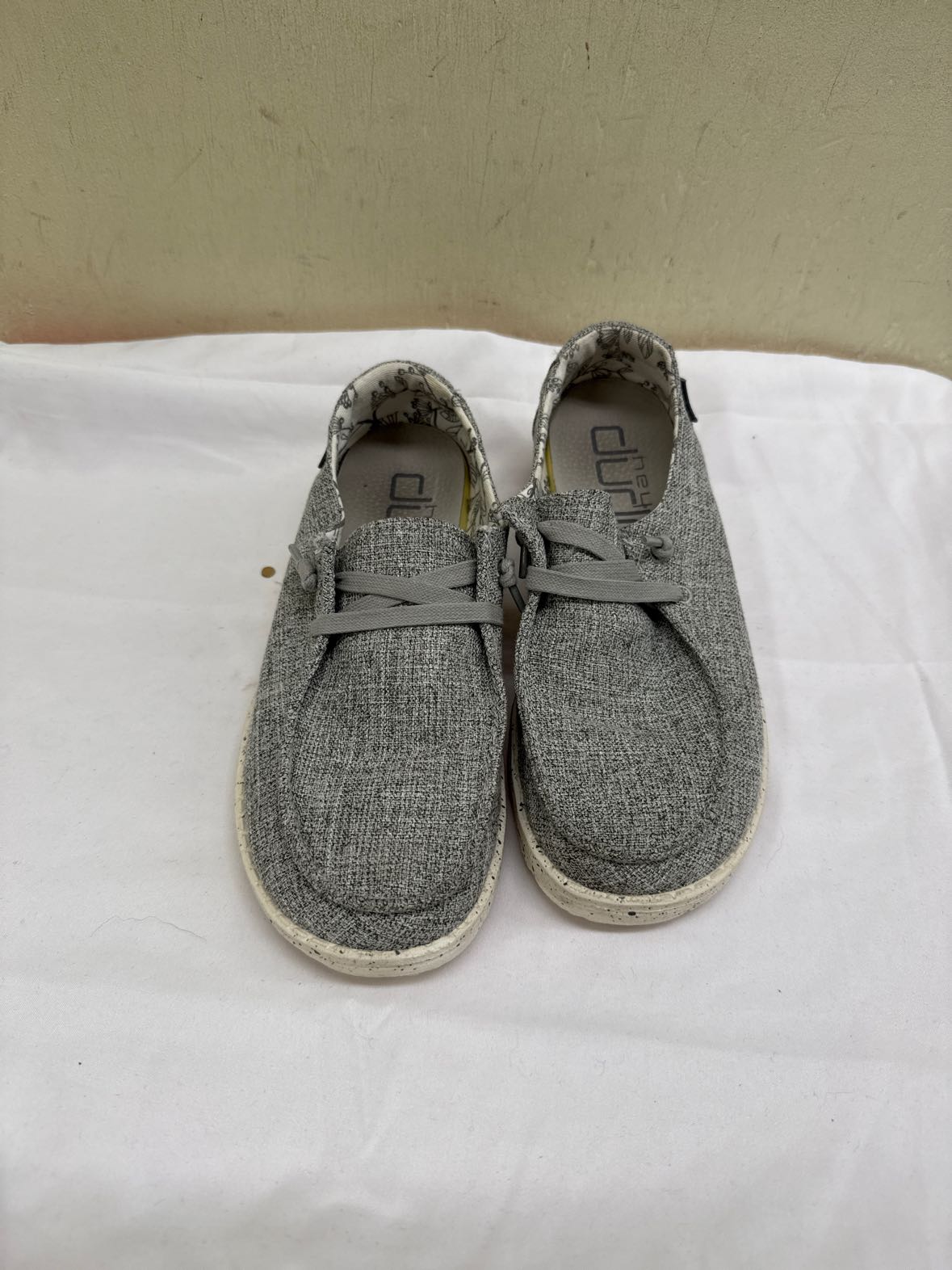 Hey Dude Women's Size 7 Gray Flats