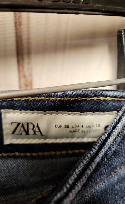 Zara Women's Size 27 (3-4) Blue Jeans