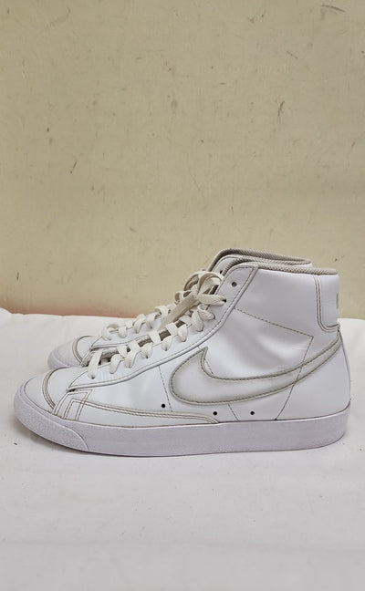 Nike Men's Size 8-1/2 White Sneakers Shoes FD6924 Blazer Mid 77