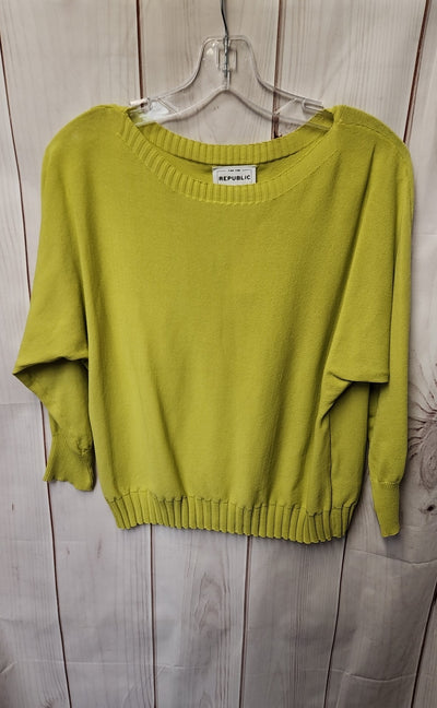 For The Republic Women's Size XS Yellow 3/4 Sleeve Top