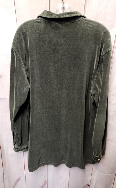Capacity Men's Size L Green Shirt
