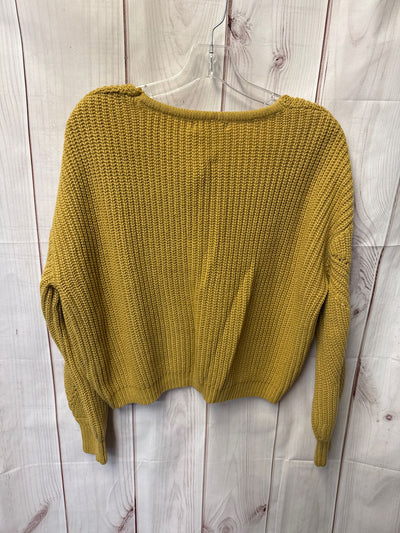 Moon & Madison Women's Size L Yellow Sweater