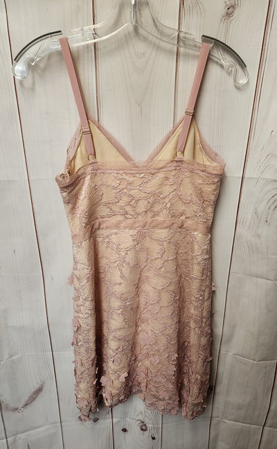 FoxieDox Women's Size XS Pink Lace Floral Dress