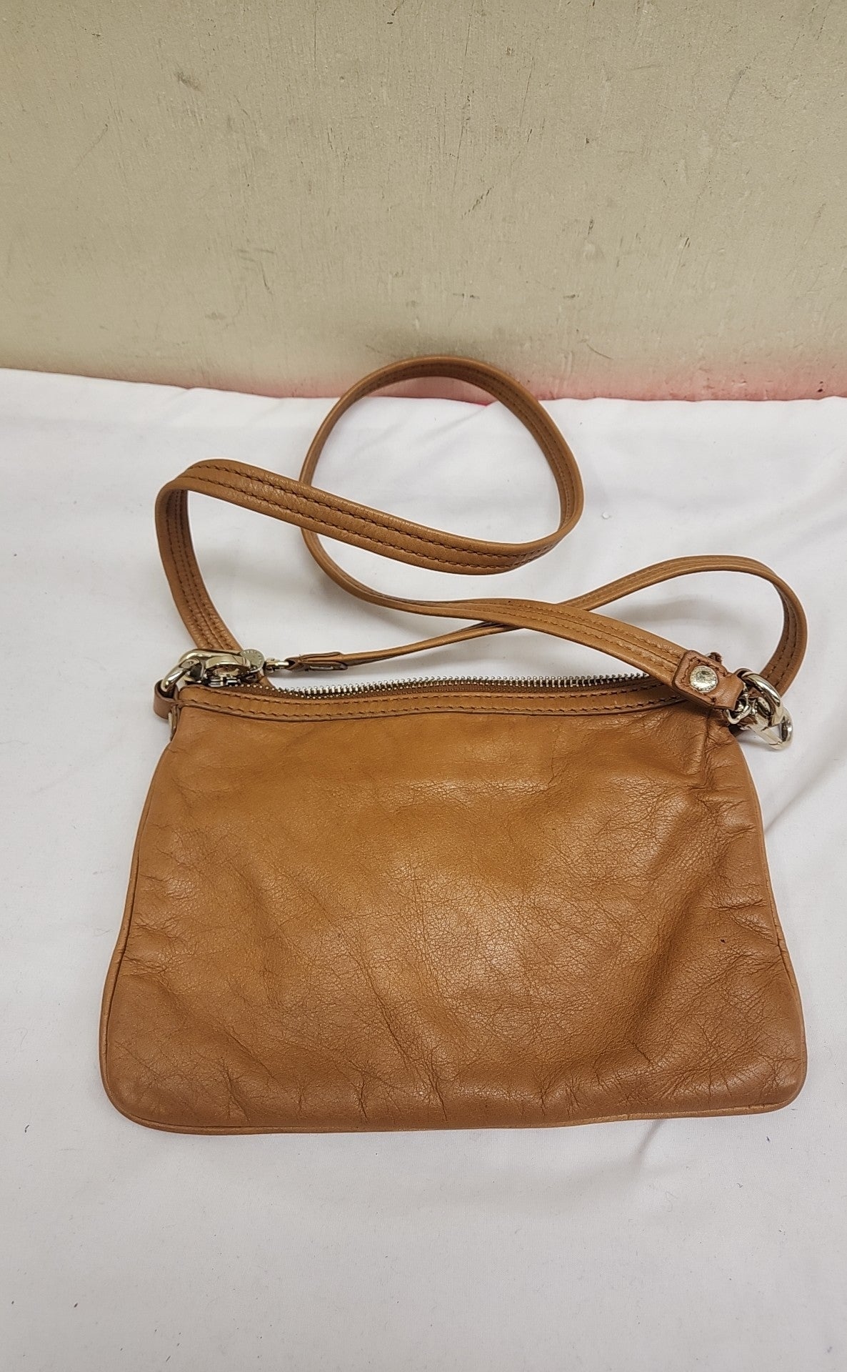 Marc Jacobs Brown Leather Crossbody Purse Bag AS IS - marks inside