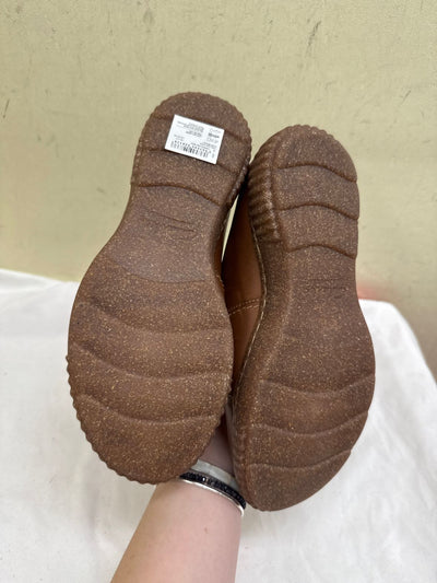 Clarks Women's Size 6-1/2 Brown Flats Shoes