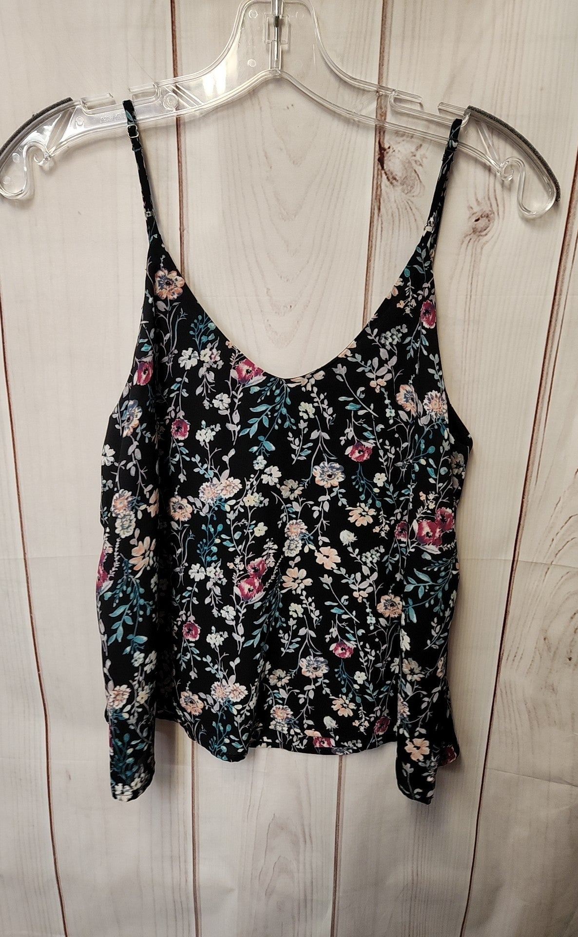 NWT Lush Women's Size S Black Floral Sleeveless Top