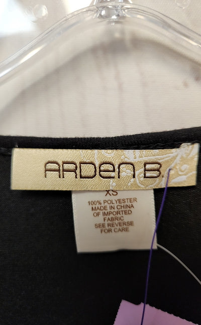 Arden B Women's Size S Black & Gold Sequined Sleeveless Top
