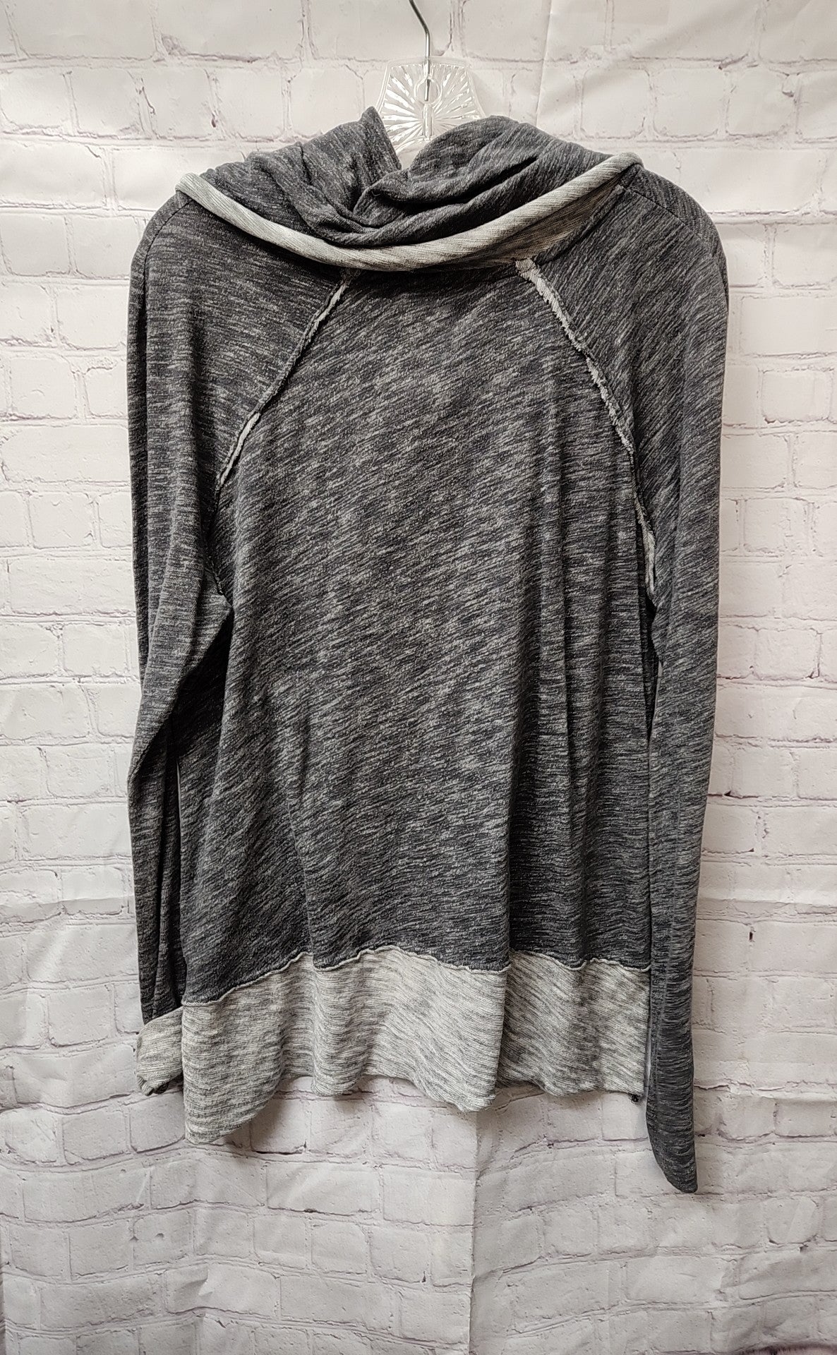 Free People Beach Women's Size One Size Gray Two Body Corps Deux Long Sleeve Top