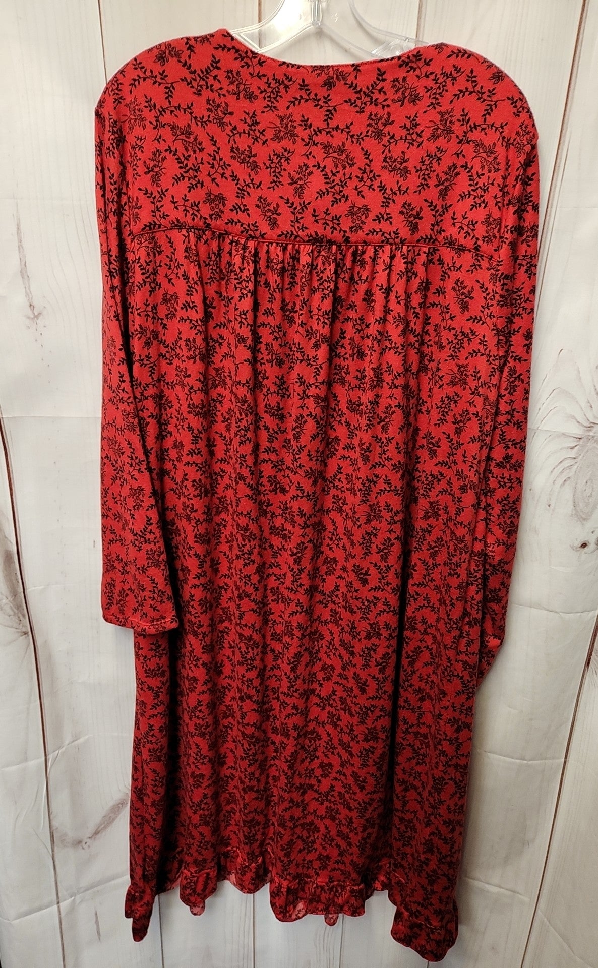 Secret Treasures Women's Size XL Red Nightgown