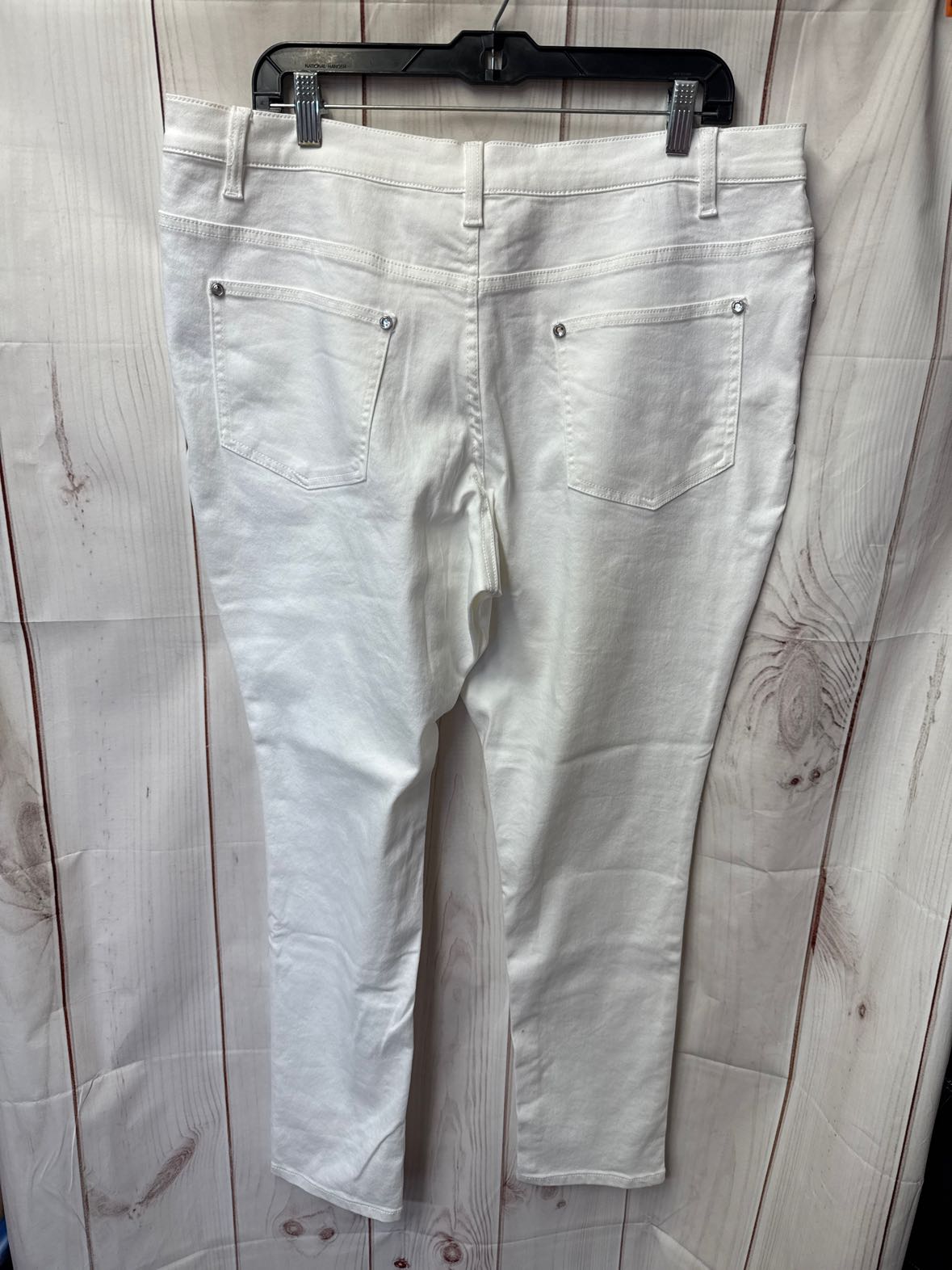 Venus Women's Size 18 White Pants