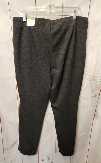 NWT Chico's Women's Size 2.5 = US 14 Short Gray Pants Fabulously Slimming