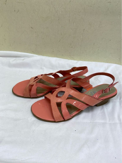 East 5th Women's Size 8-1/2 Pink Sandals