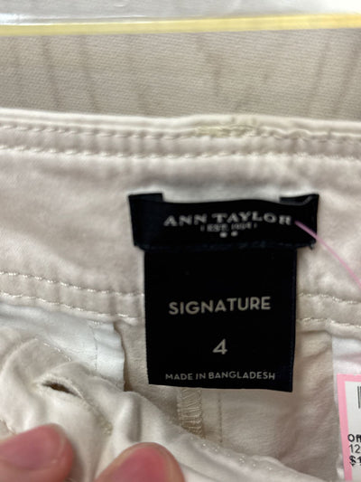Ann Taylor Women's Size 4 Beige Shorts