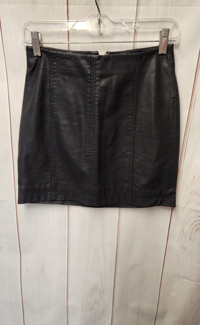 Free People Women's Size 2 Black Skirt