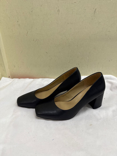 Naturalizer Women's Size 9 Black Pumps Shoes