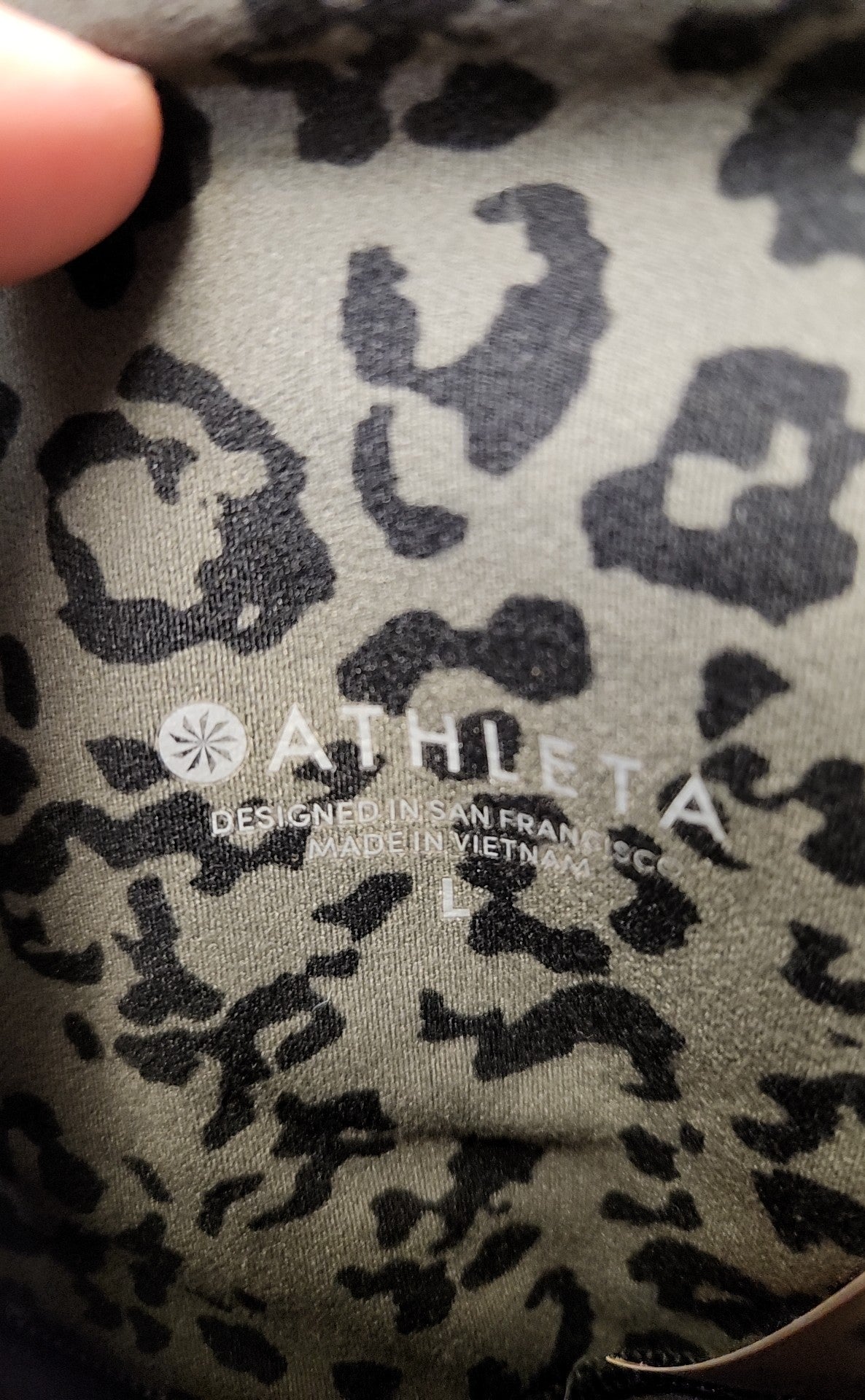 Athleta Women's Size L Gray Animal Print Leggings
