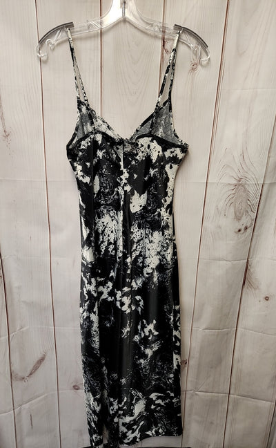 Fourteenth Place Women's Size M Black Dress