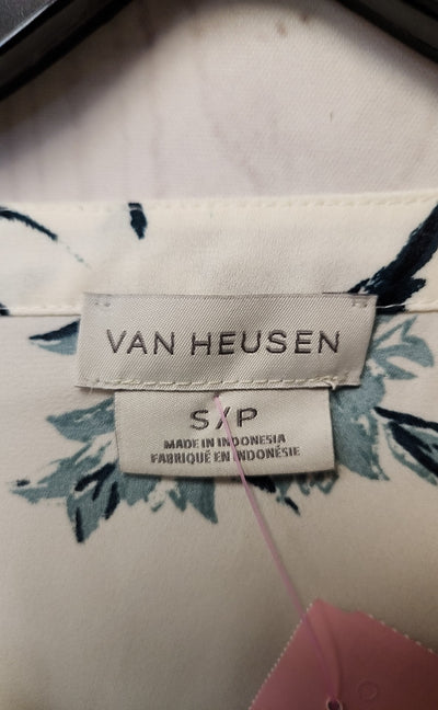 Van Heusen Women's Size S White Floral 3/4 Sleeve Top