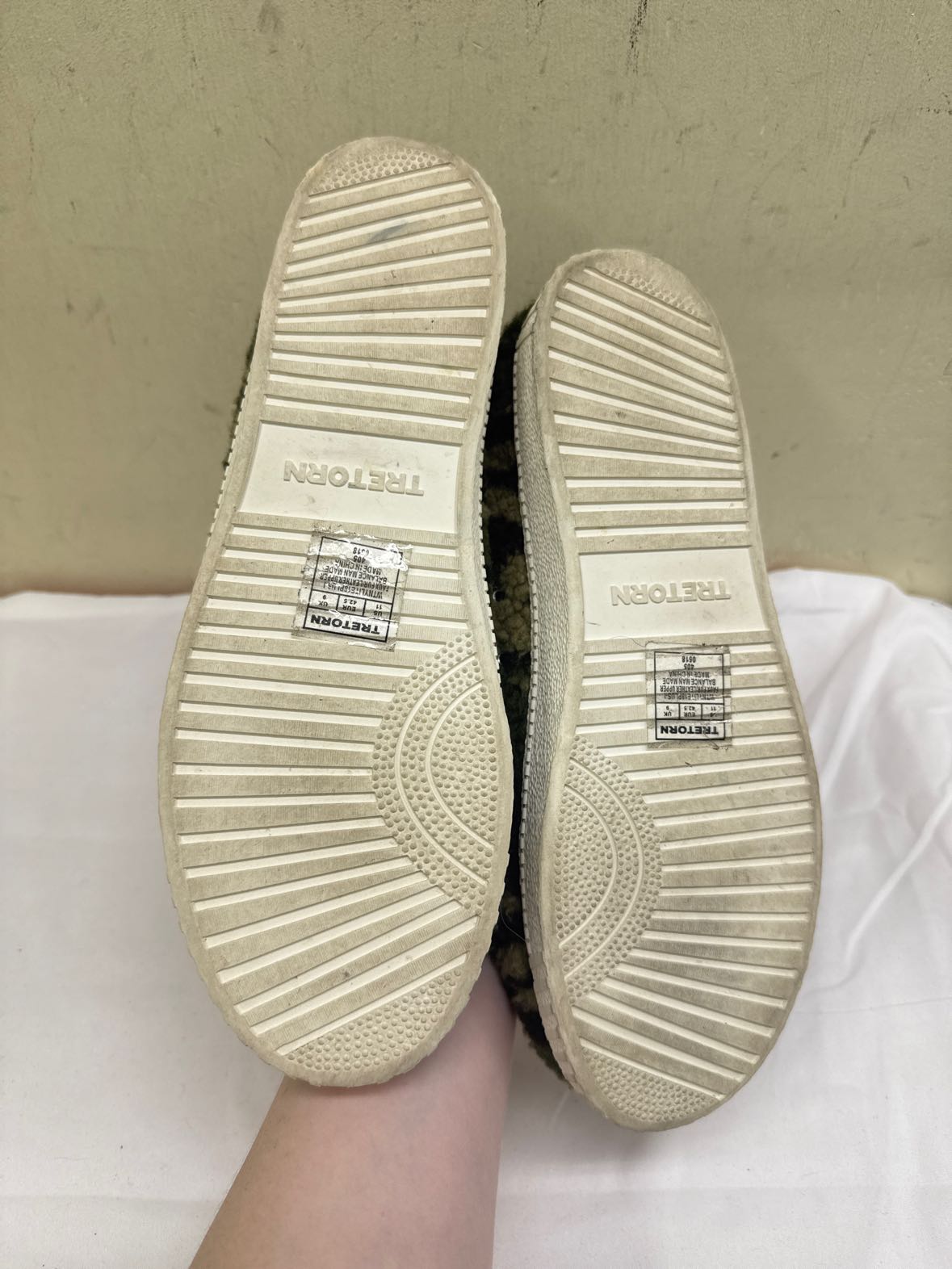 Tretorn Women's Size 11 Green Sneakers