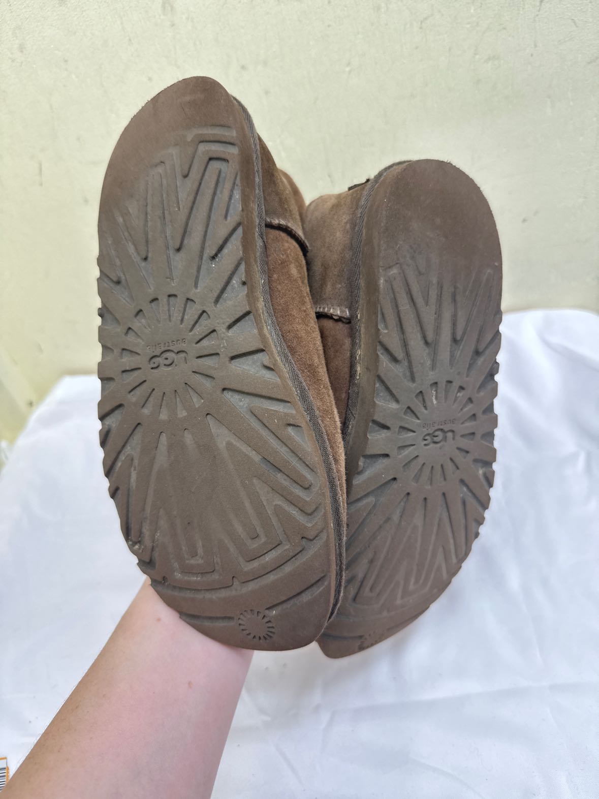 Ugg Women's Size 7 Brown Boots Shoes