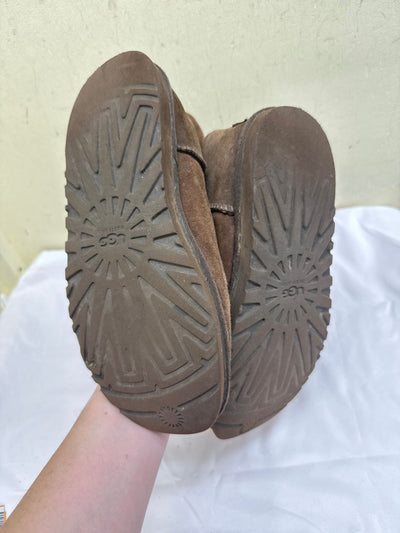 Ugg Women's Size 7 Brown Boots Shoes