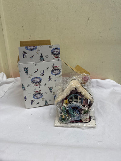 NIB VTG 2000 Blue Sky Christmas Collection Mouse House Candleholder(s)