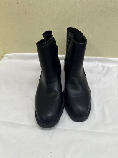 Style & Co Women's Size 7 Black Boots Shoes