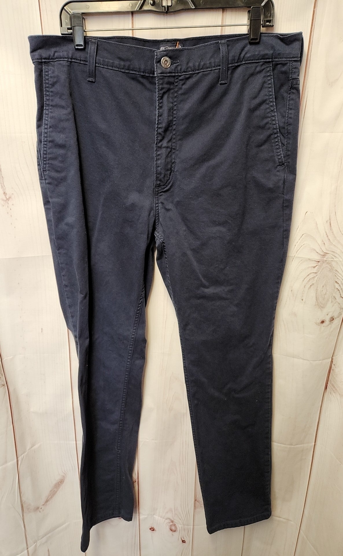 Levis Men's Size 36x32 Navy Pants