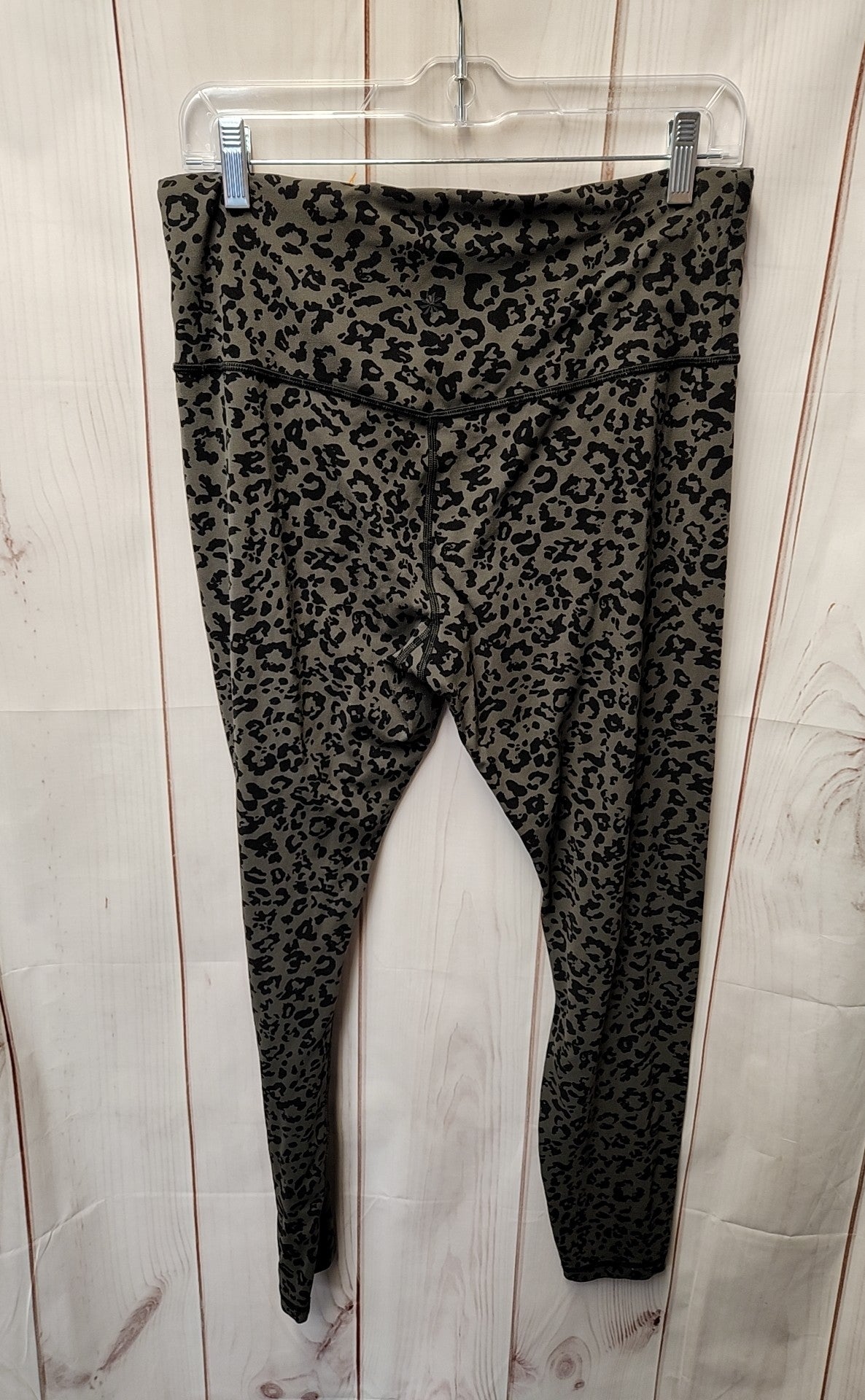 Athleta Women's Size L Gray Animal Print Leggings