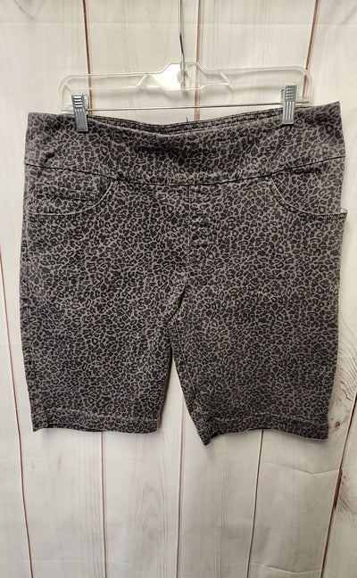Lee Women's Size 16 Purple Animal Print Shorts