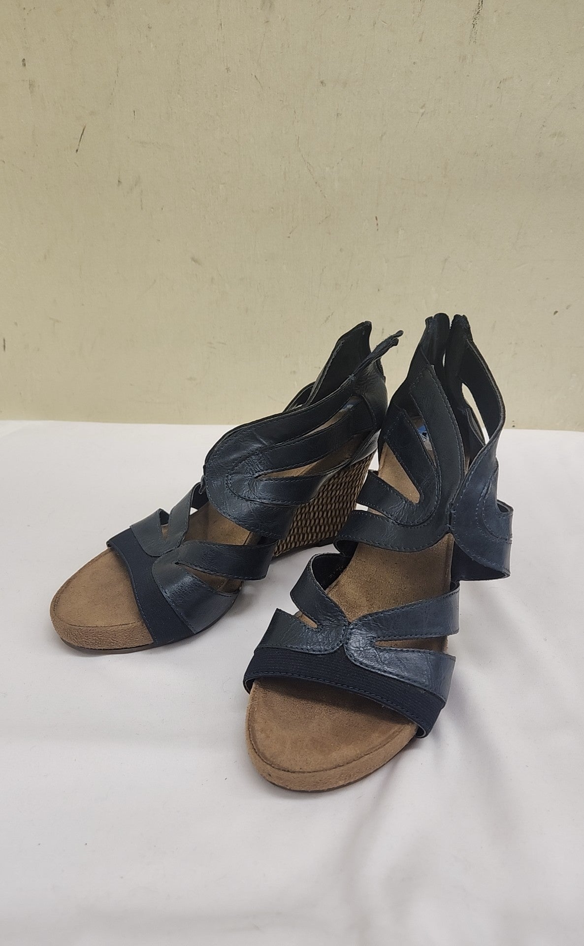 Aerosoles Women's Size 6-1/2 Navy Sandals Shoes