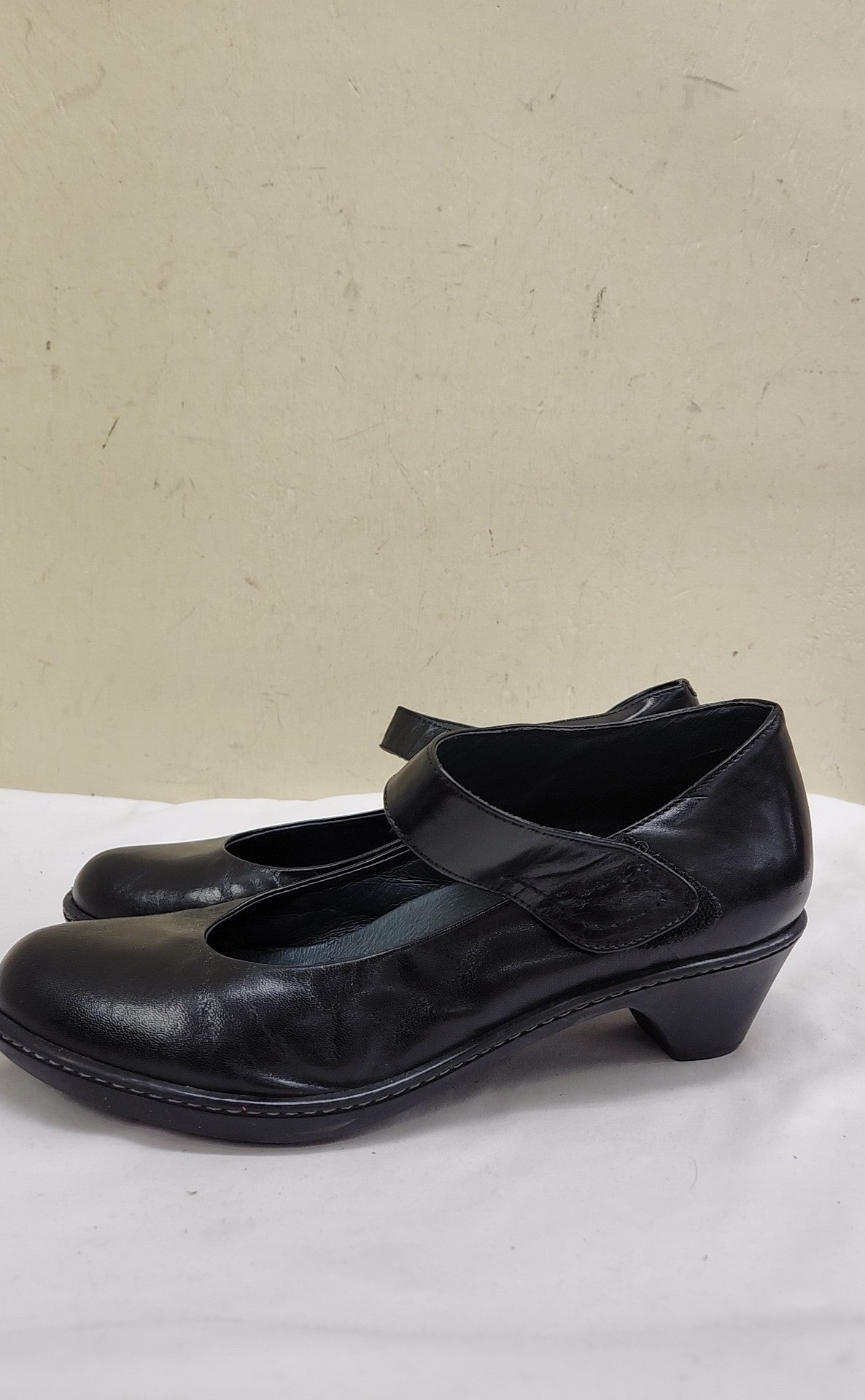 Dansko Women's Size 41 = 10-1/2 Black Leather Pumps Shoes