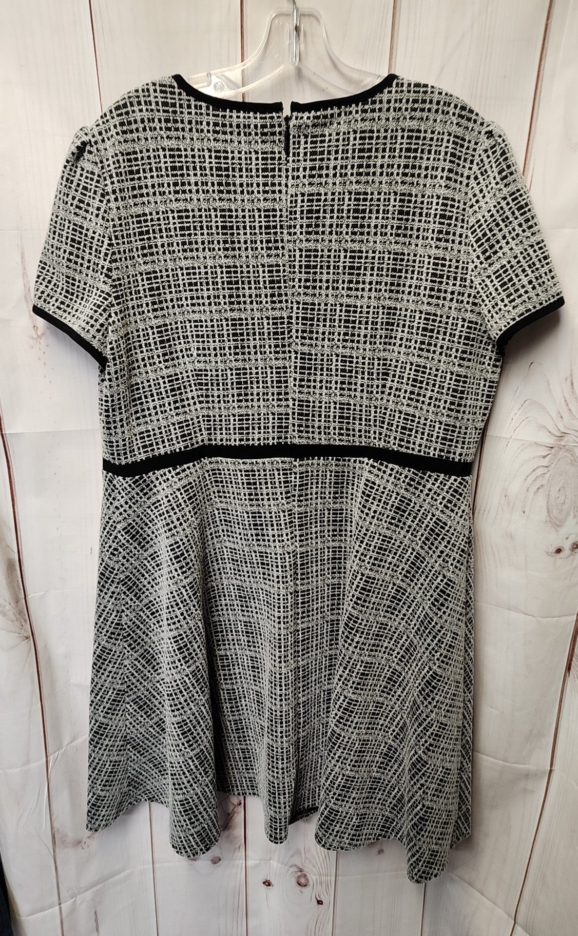 Karl Lagerfeld Women's Size 16 Black & White Dress