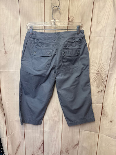 Lizwear Women's Size 6 Blue Capris