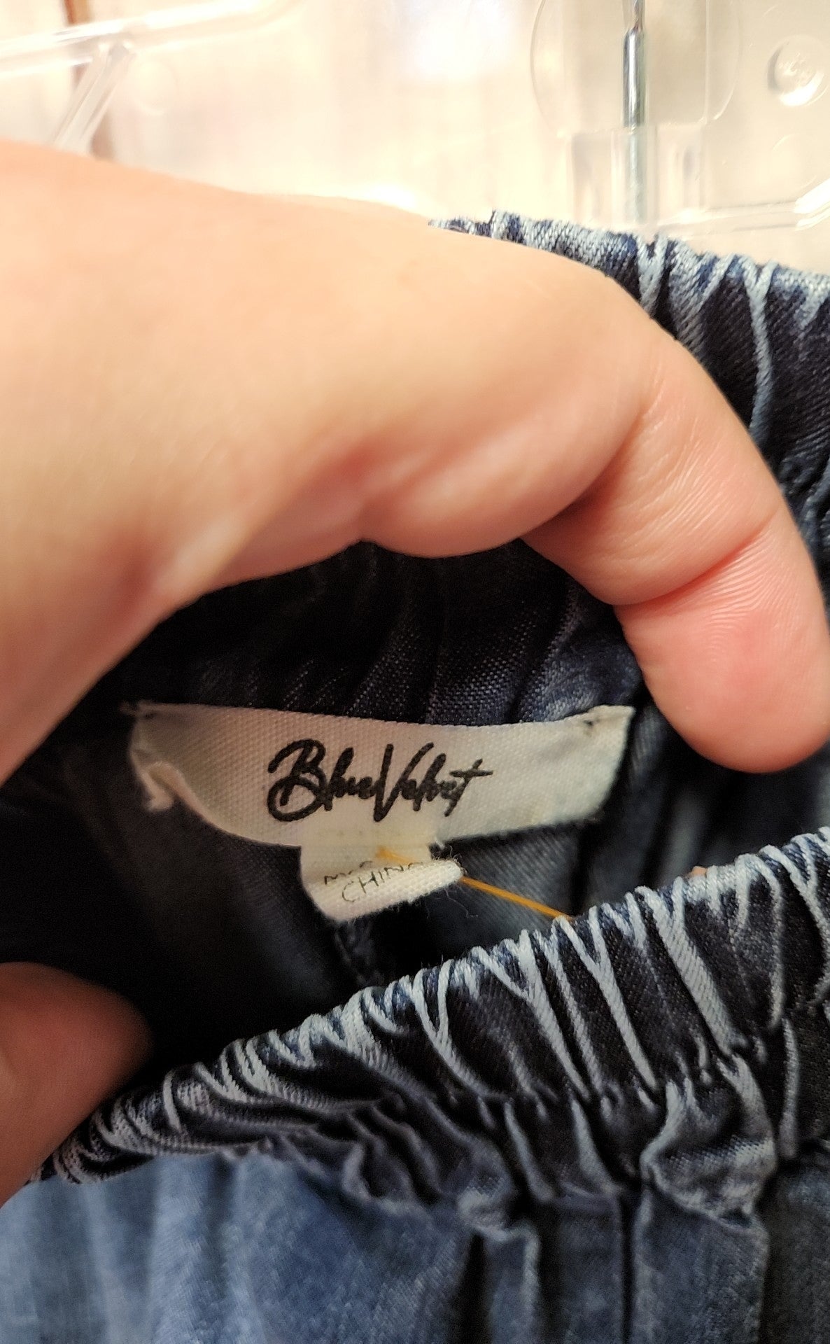 Blue Velvet Women's Size S Blue Pants