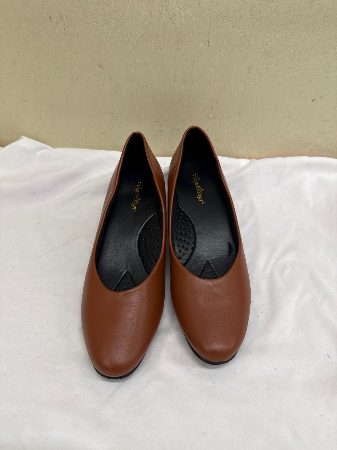 Angel Steps Women's Size 10 Brown Pumps Shoes