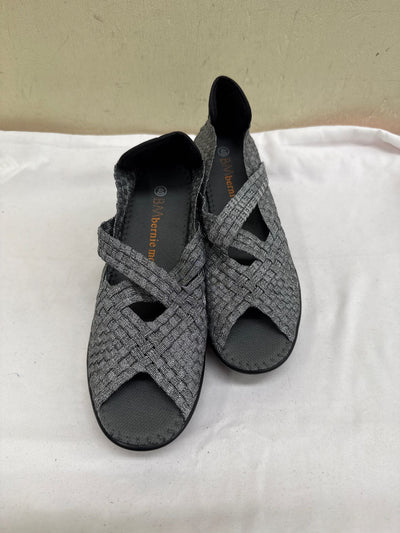 Bernie Mev Women's Size 40 = 9-1/2 Silver Sandals Shoes