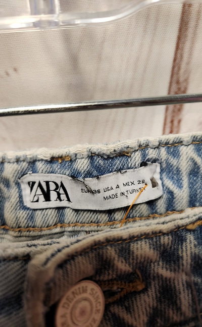 Zara Women's Size 27 (3-4) Blue Jeans
