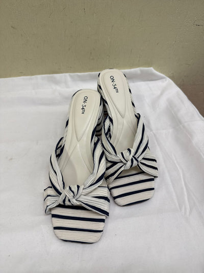 On 34th Women's Size 10 White Sandals