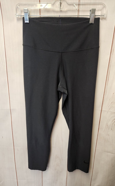 Nike Women's Size S Black Leggings
