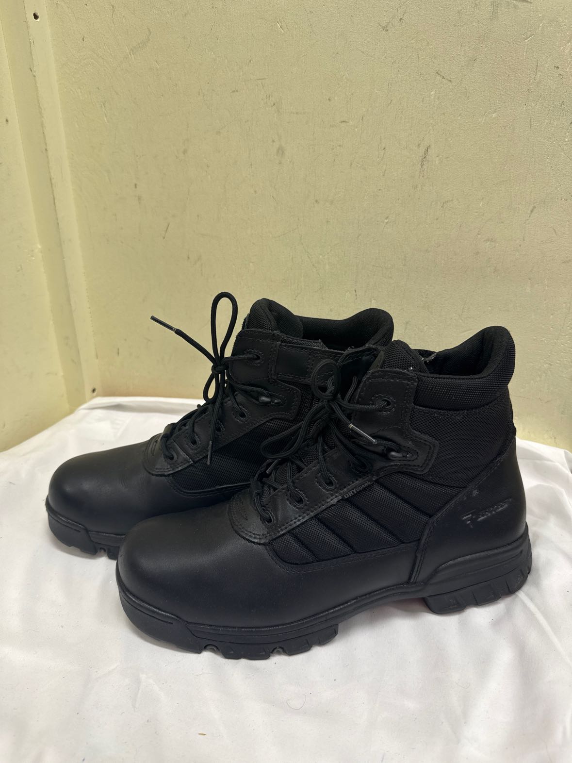 Bates Men's Size 13 Wide Black Tactical Boots Shoes