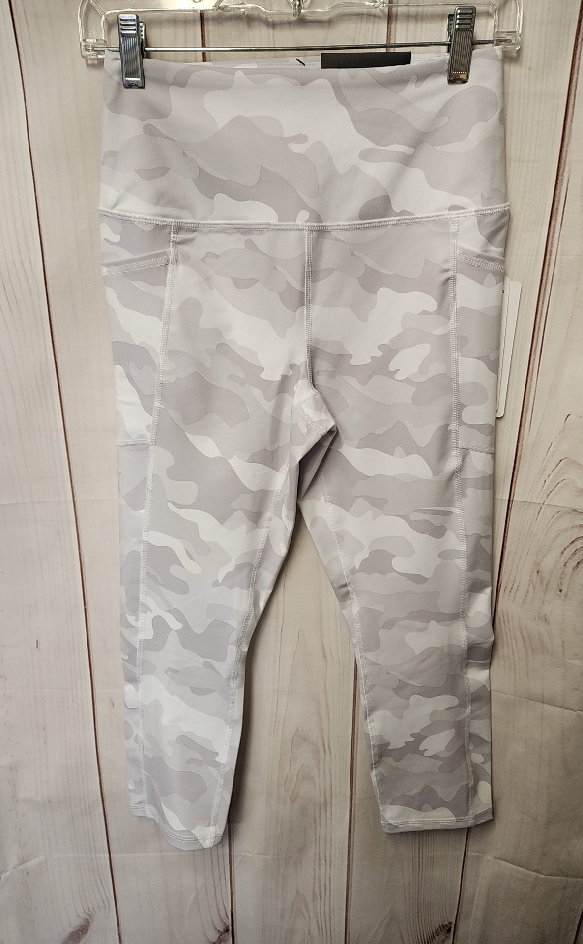 NWT Rbx Women's Size M Gray Camo Leggings
