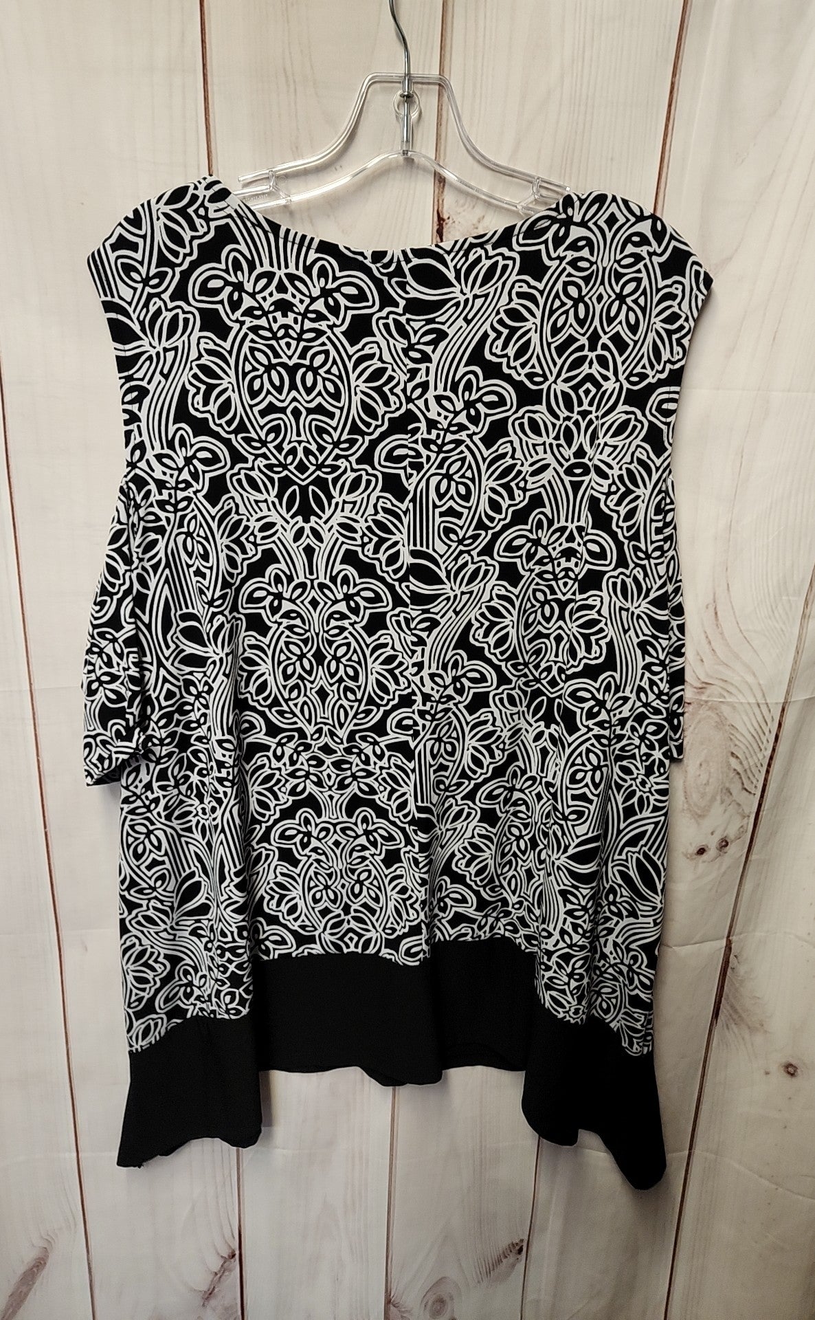 Rafaella Women's Size 3X Black Floral Sleeveless Top